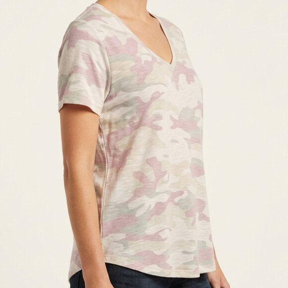 Old Navy Luxe Large Camo V Neck T Shirt Pink White Gray SOFT! - Picture 2 of 12